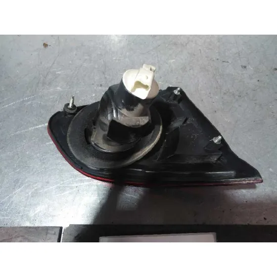 Piloto Trasero Derecho para Nissan Qashqai (J10)