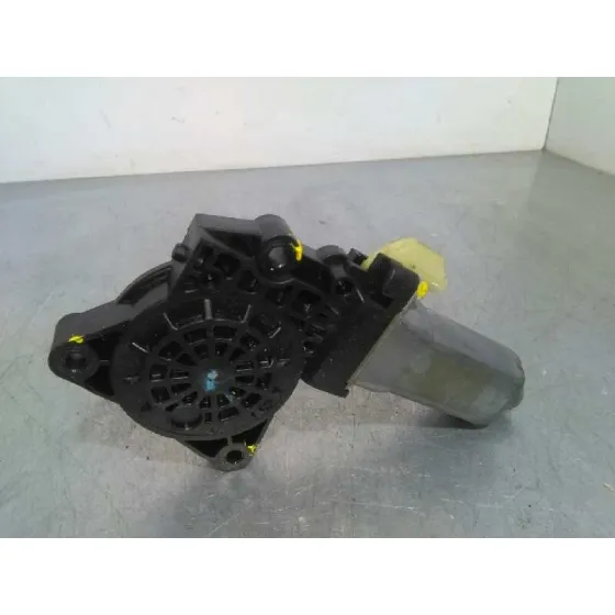 Motor Elevalunas Trasero Derecho para Kia Carens (Un)