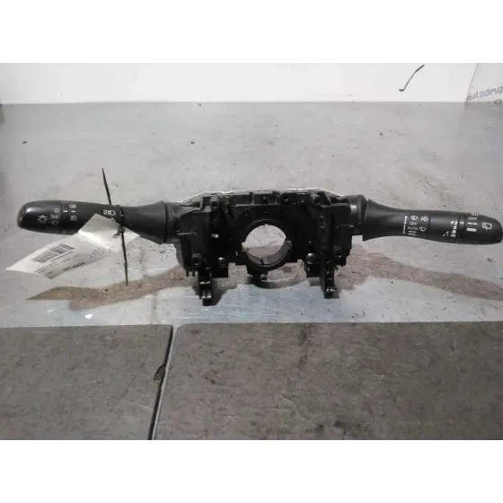 Mando Multifuncion para Nissan Pulsar (C13)