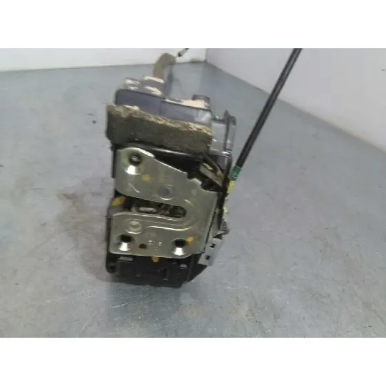 Cerradura Puerta Delantera Derecha para Nissan Pulsar (C13)