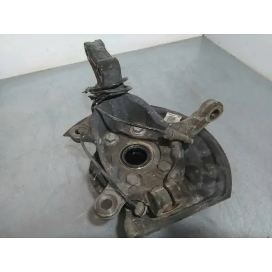 Mangueta Delantera Derecha para Nissan Pulsar (C13)