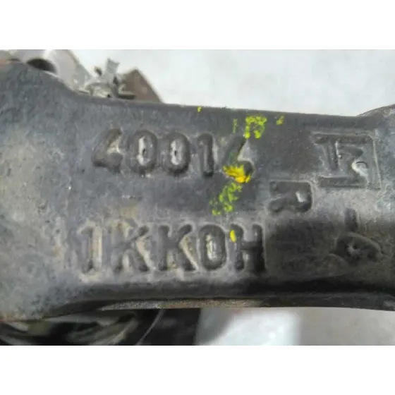 Mangueta Delantera Derecha para Nissan Pulsar (C13)