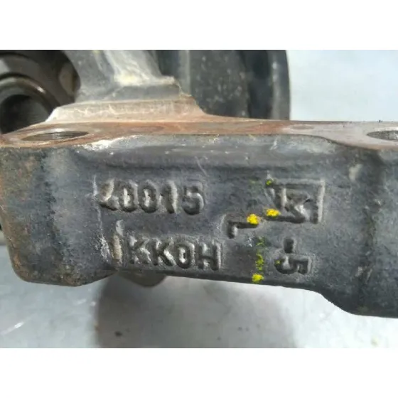 Mangueta Delantera Izquierda para Nissan Pulsar (C13)