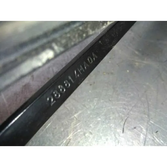 Brazo Limpia Delantero Izquierdo para Nissan Pulsar (C13)