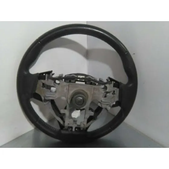 Volante para Nissan Pulsar (C13)