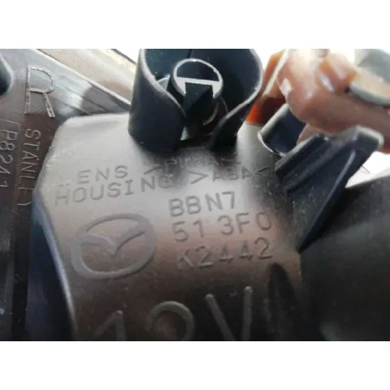 Piloto Trasero Derecho Interior para Mazda 3 Lim. (Bl)