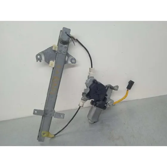 Elevalunas Trasero Derecho para Nissan Almera Tino (V10M)