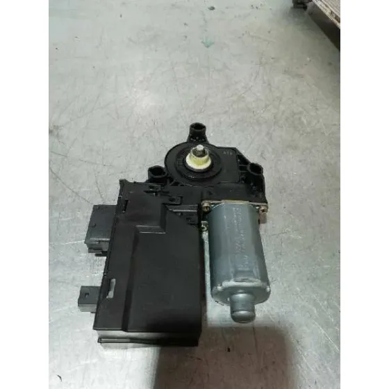 Motor Elevalunas Delantero Izquierdo para Peugeot 307 (S1)