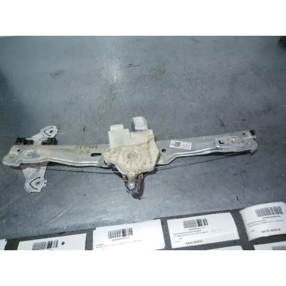 Elevalunas Delantero Izquierdo para Nissan Qashqai (J11)
