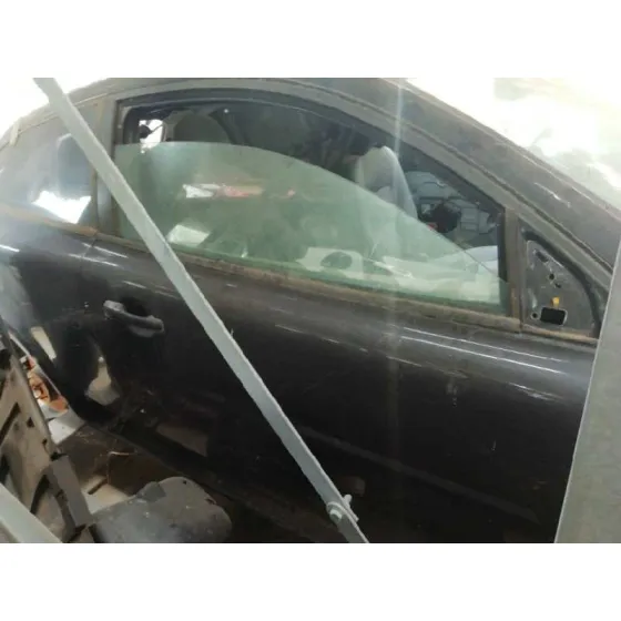 Puerta Delantera Derecha para Volvo C30