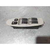 Mando Elevalunas Delantero Izquierdo para Nissan Almera Tino (V10M)