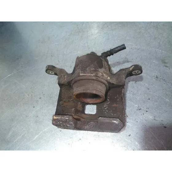 Pinza Freno Delantera Derecha para Nissan Nv 200 (M20)