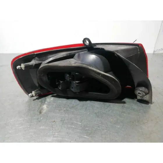 Piloto Trasero Derecho para Fiat Croma (194)
