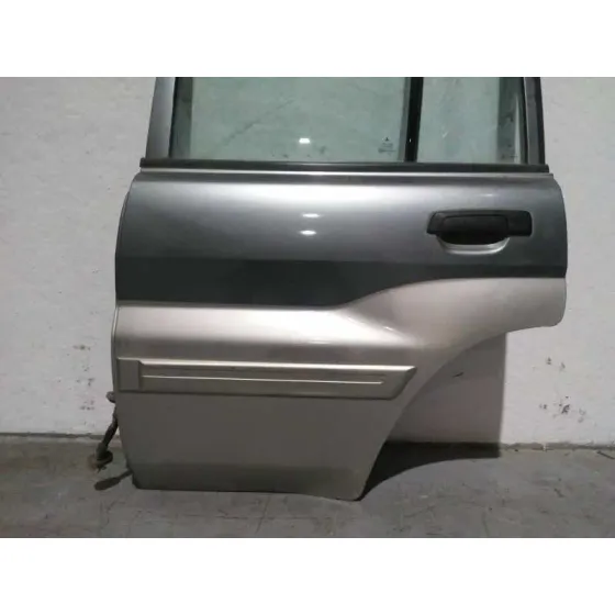 Puerta Trasera Izquierda para Mitsubishi Montero Pinin (H60/H70)