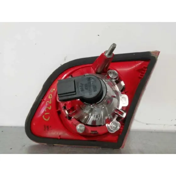 Piloto Trasero Izquierdo Interior para Volkswagen Passat Berlina (3C2)