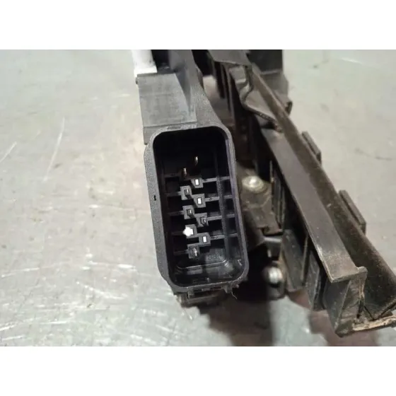 Cerradura Puerta Delantera Izquierda para Ford Focus Lim. (Cb4)