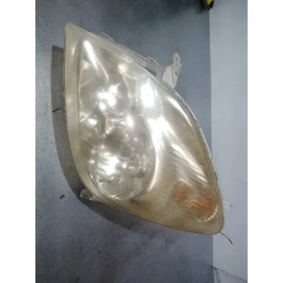 Faro Izquierdo para Toyota Corolla Verso (E12)