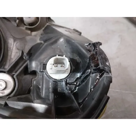 Faro Derecho para Honda Cr-V (Rd8)