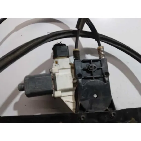 Elevalunas Delantero Derecho para Ford Mondeo Ber. (Ca2)