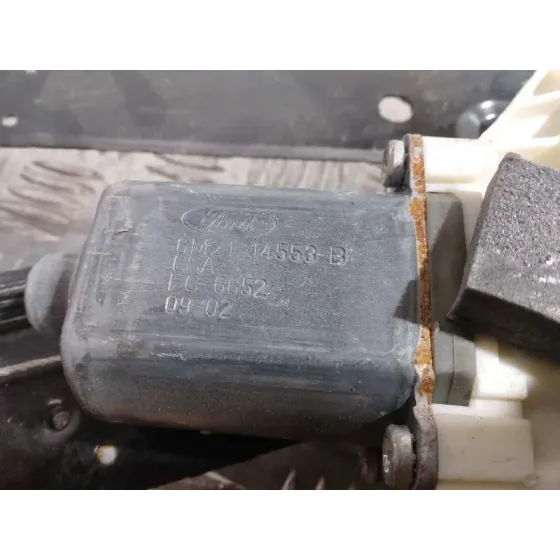 Elevalunas Delantero Derecho para Ford Mondeo Ber. (Ca2)
