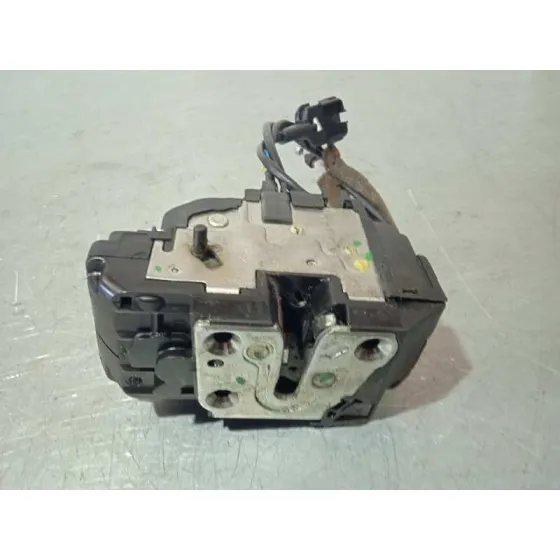 Cerradura Puerta Trasera Derecha para Nissan Note (E11E)