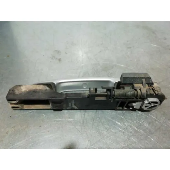 Maneta Exterior Trasera Derecha para Nissan Primera Berlina (P12)