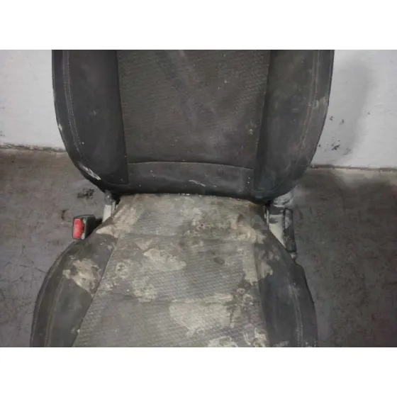 Asiento Delantero Izquierdo para Kia Carens ( )
