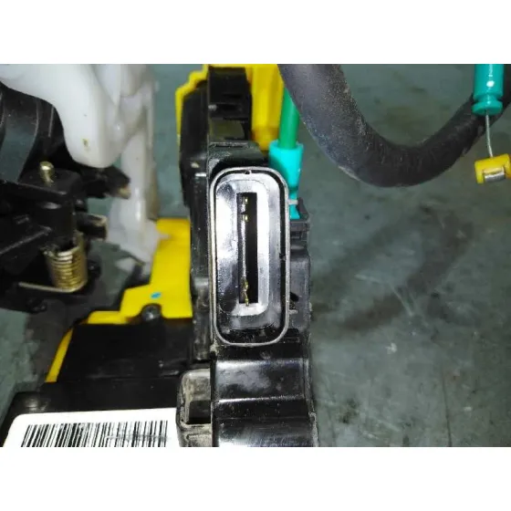 Cerradura Puerta Delantera Derecha para Kia Pro_Cee'd ( )