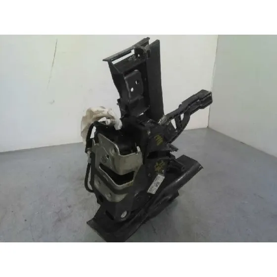 Cerradura Puerta Trasera Derecha para Ford Focus Lim. (Cb8)