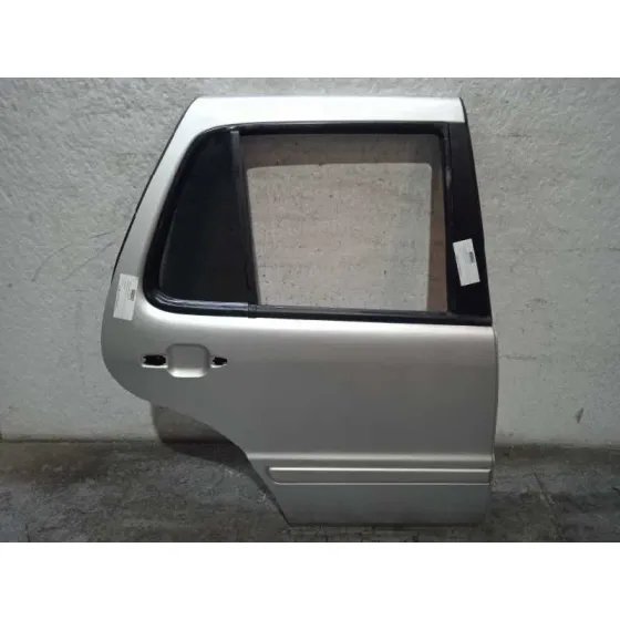 Puerta Trasera Derecha para Mercedes-Benz Clase M (W163)