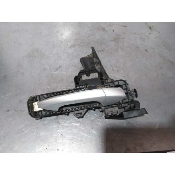 Maneta Exterior Delantera Derecha para Mercedes-Benz Clase C (W204) Berlina