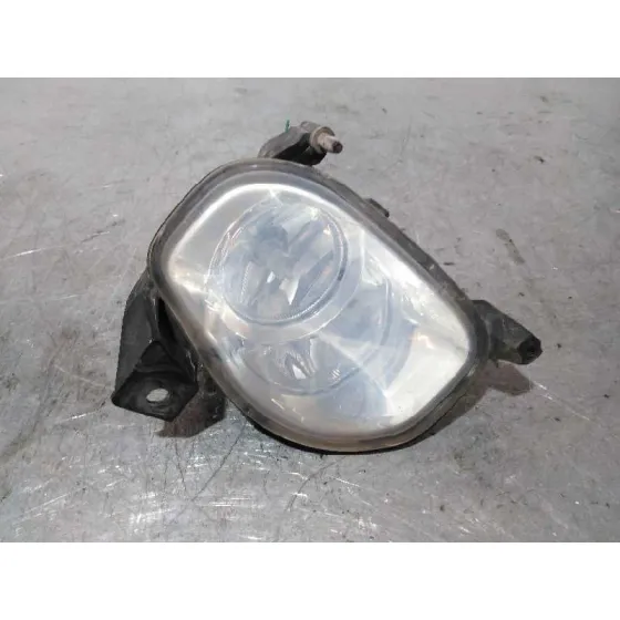 Faro Antiniebla Izquierdo para Toyota Avensis Berlina (T25)