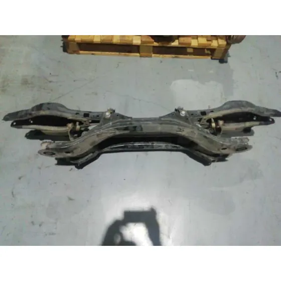 Puente Trasero para Toyota Auris