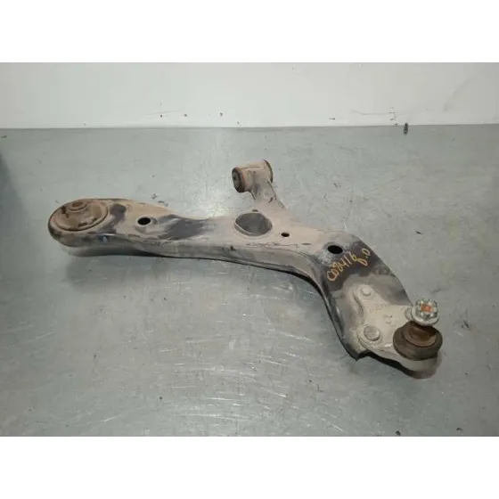 Brazo Suspension Inferior Delantero Derecho para Toyota Auris