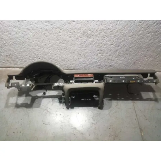 Salpicadero para Audi A8 (4E2)
