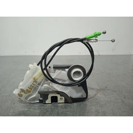 Cerradura Puerta Delantera Derecha para Toyota Yaris