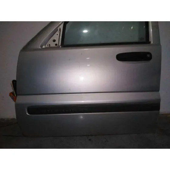 Puerta Delantera Izquierda para Chrysler Jeep Cherokee (Kj)