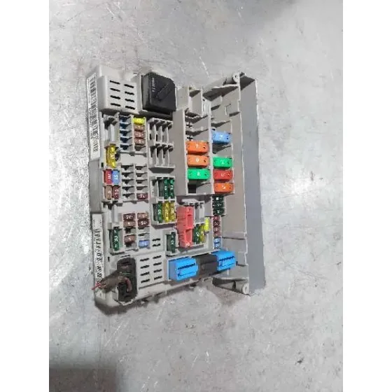 Caja Reles / Fusibles para Bmw Serie 1 Berlina (E81/E87)