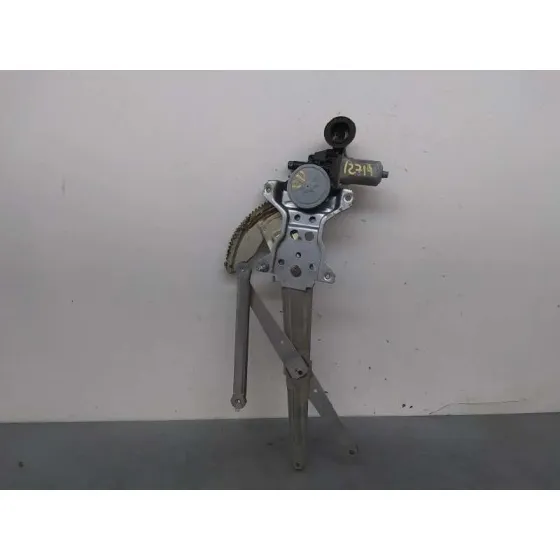 Elevalunas Delantero Derecho para Suzuki Swift Berlina (Mz)