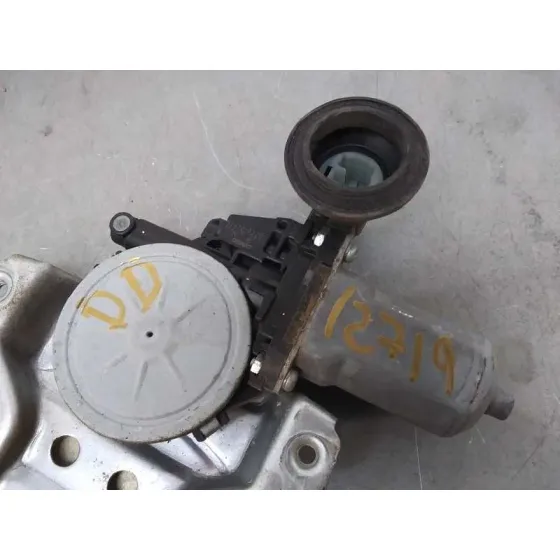 Elevalunas Delantero Derecho para Suzuki Swift Berlina (Mz)