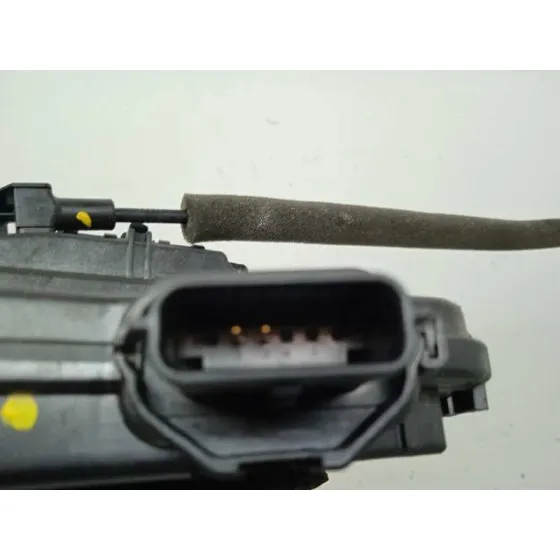 Cerradura Puerta Trasera Derecha para Nissan Micra V (K14)