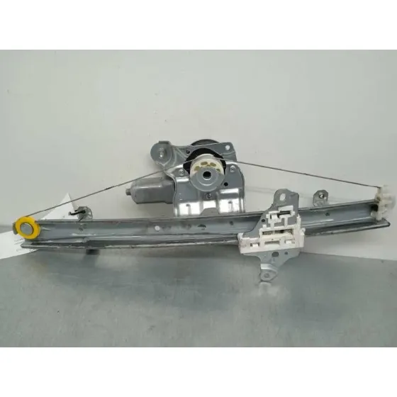 Elevalunas Delantero Derecho para Nissan Micra V (K14)