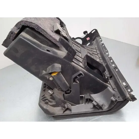 Guantera para Renault Scenic Iii