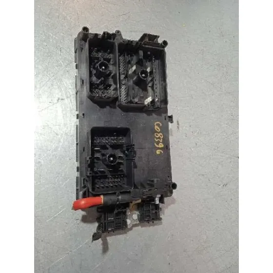 Caja Reles / Fusibles para Chevrolet Cruze