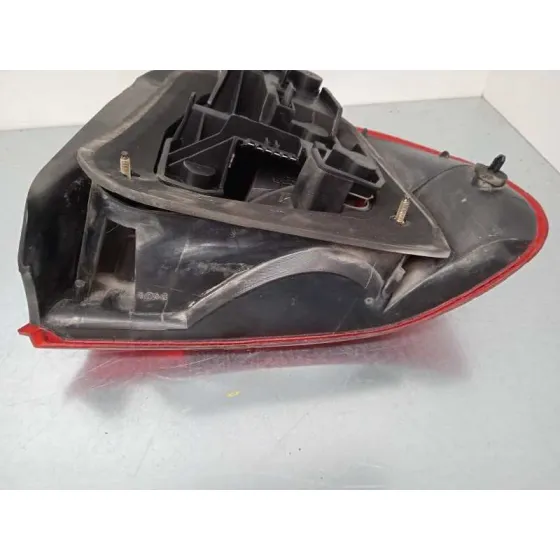 Piloto Trasero Izquierdo para Mg Serie 45 (Rt)