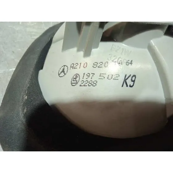 Piloto Trasero Derecho Interior para Mercedes-Benz Clase E (W210) Berlina Diesel