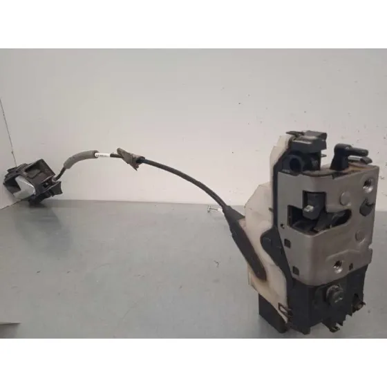 Cerradura Puerta Delantera Derecha para Peugeot 2008 (--.2013->)