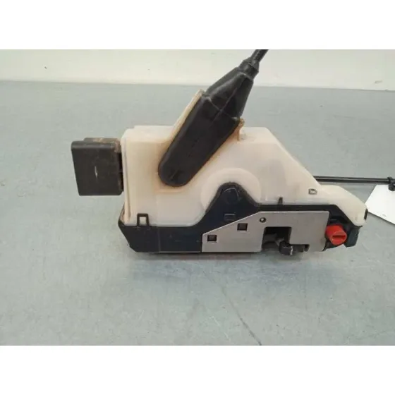 Cerradura Puerta Trasera Derecha para Peugeot 2008 (--.2013->)