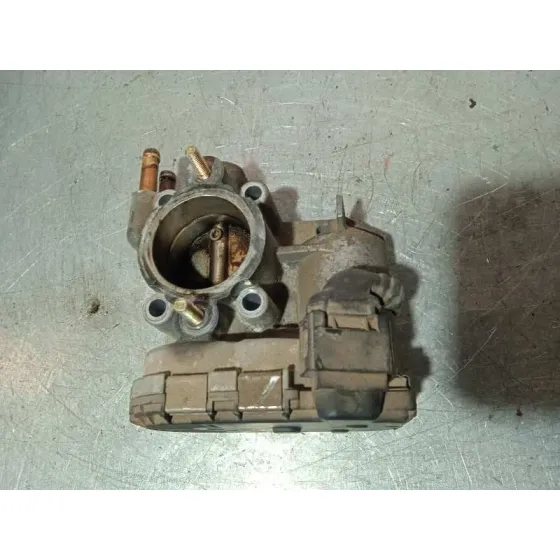 Caja Mariposa para Opel Corsa C