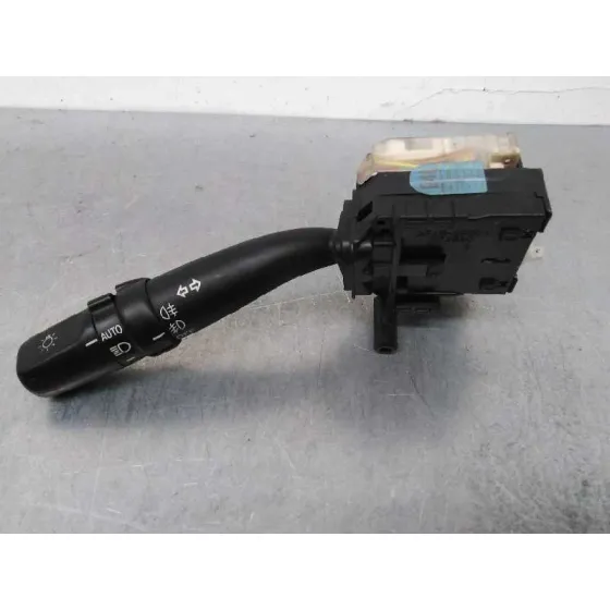 Mando Luces para Toyota Avensis Berlina (T25)